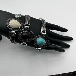 Women’s Semiprecious Cabochon Teardrop Stone Silver Bracelet
